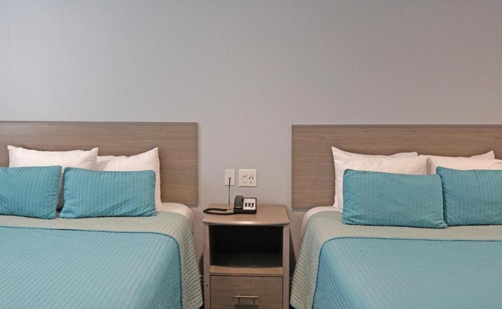 Room image 3