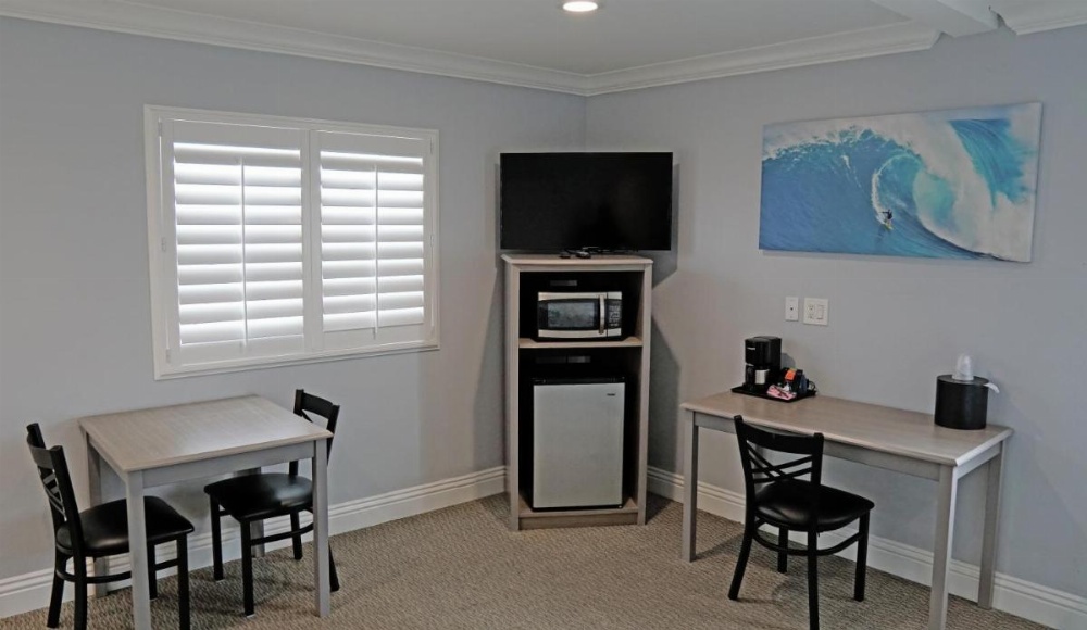 Room image 4